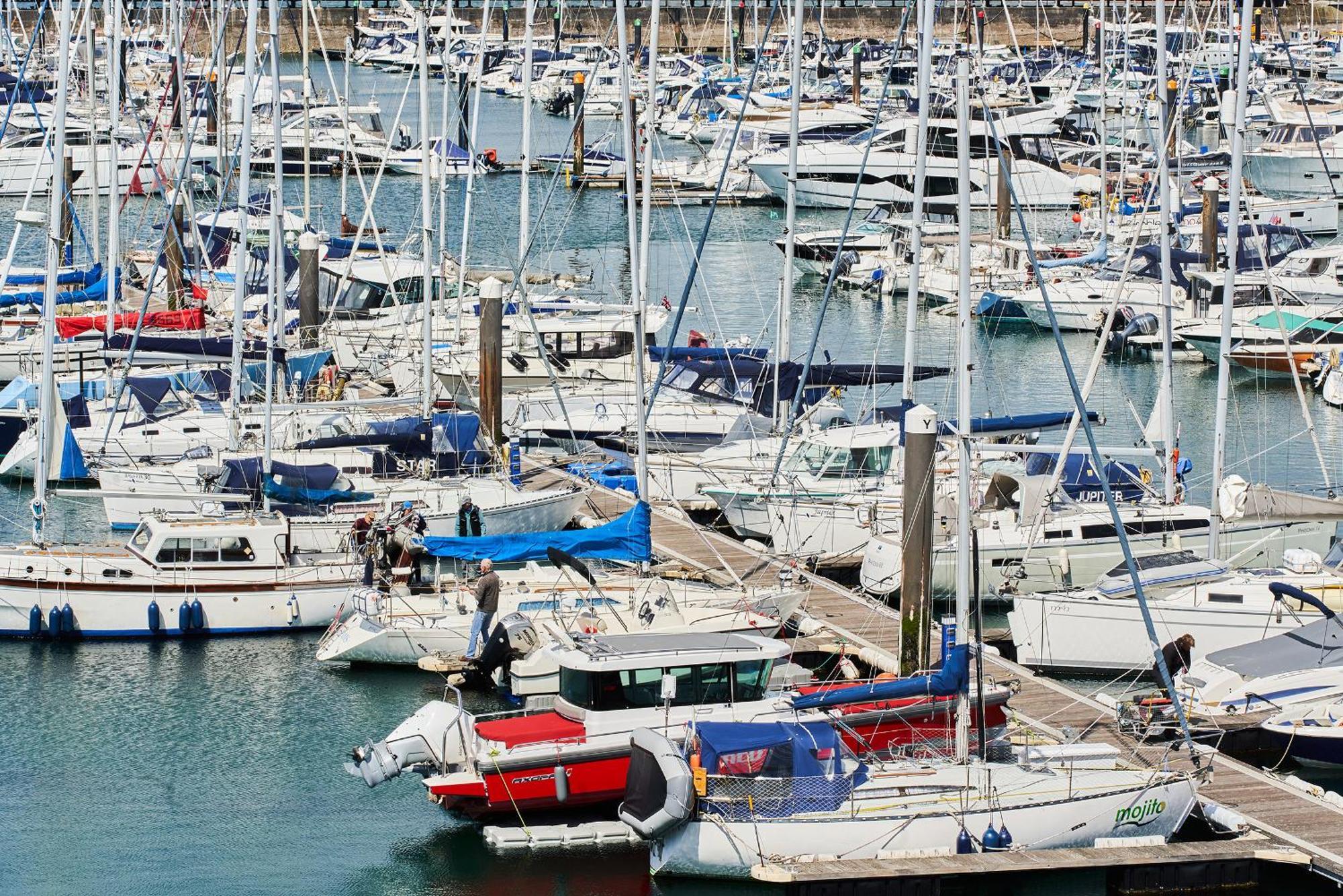 Sovereign House - Close To Harbour With Parking Torquay Exteriör bild