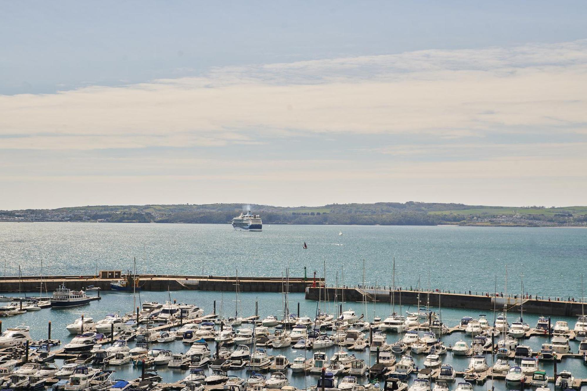 Sovereign House - Close To Harbour With Parking Torquay Exteriör bild